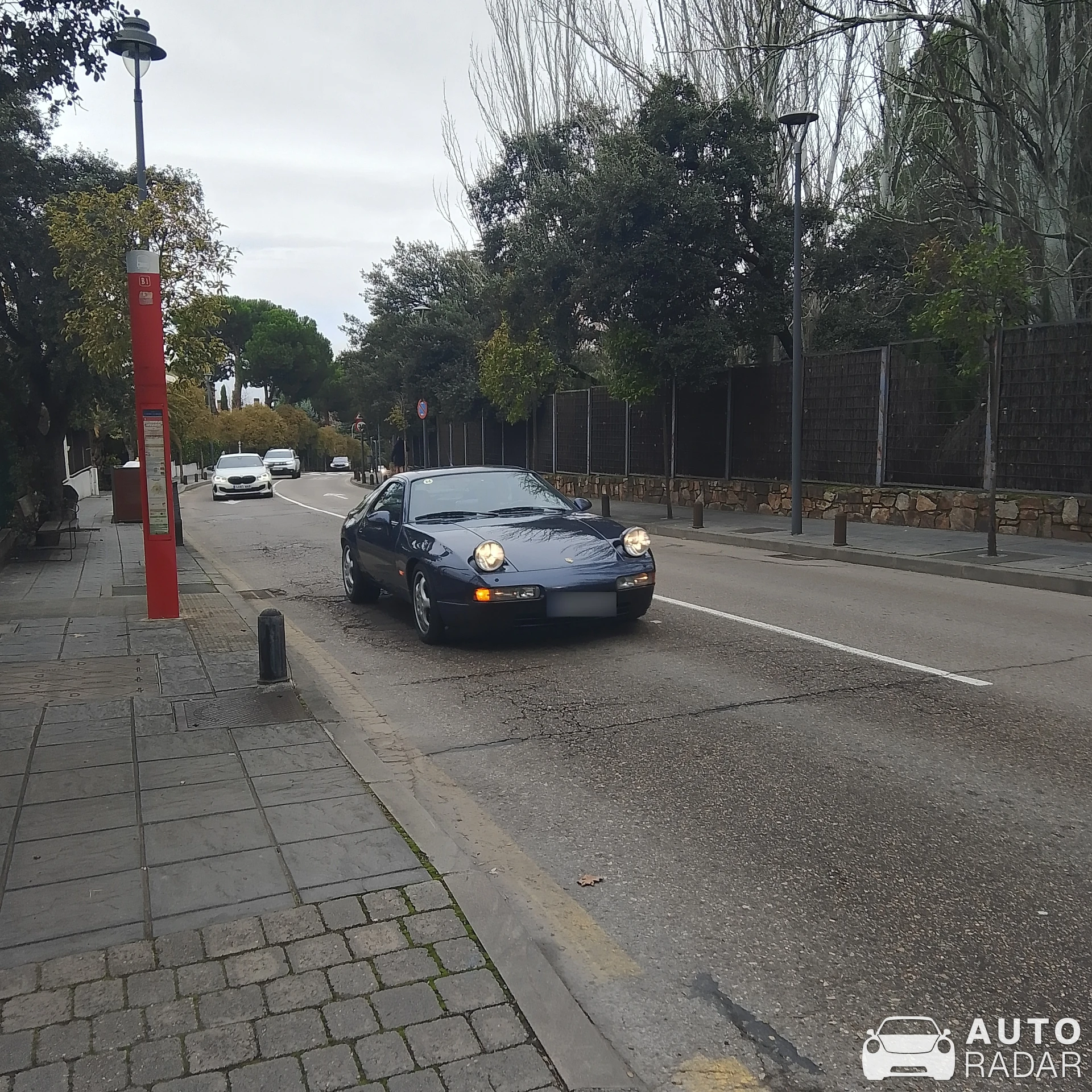 Porsche 928 spotted in Madrid, Spain