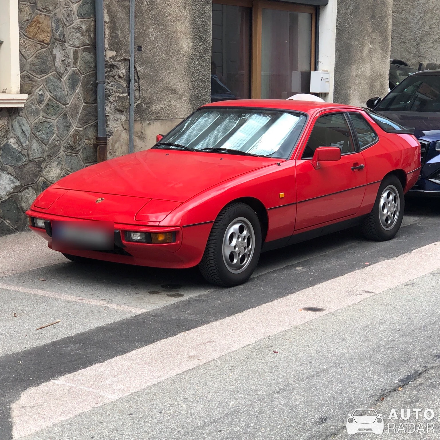 Porsche 924 S spotted in Livet-et-Gavet, France