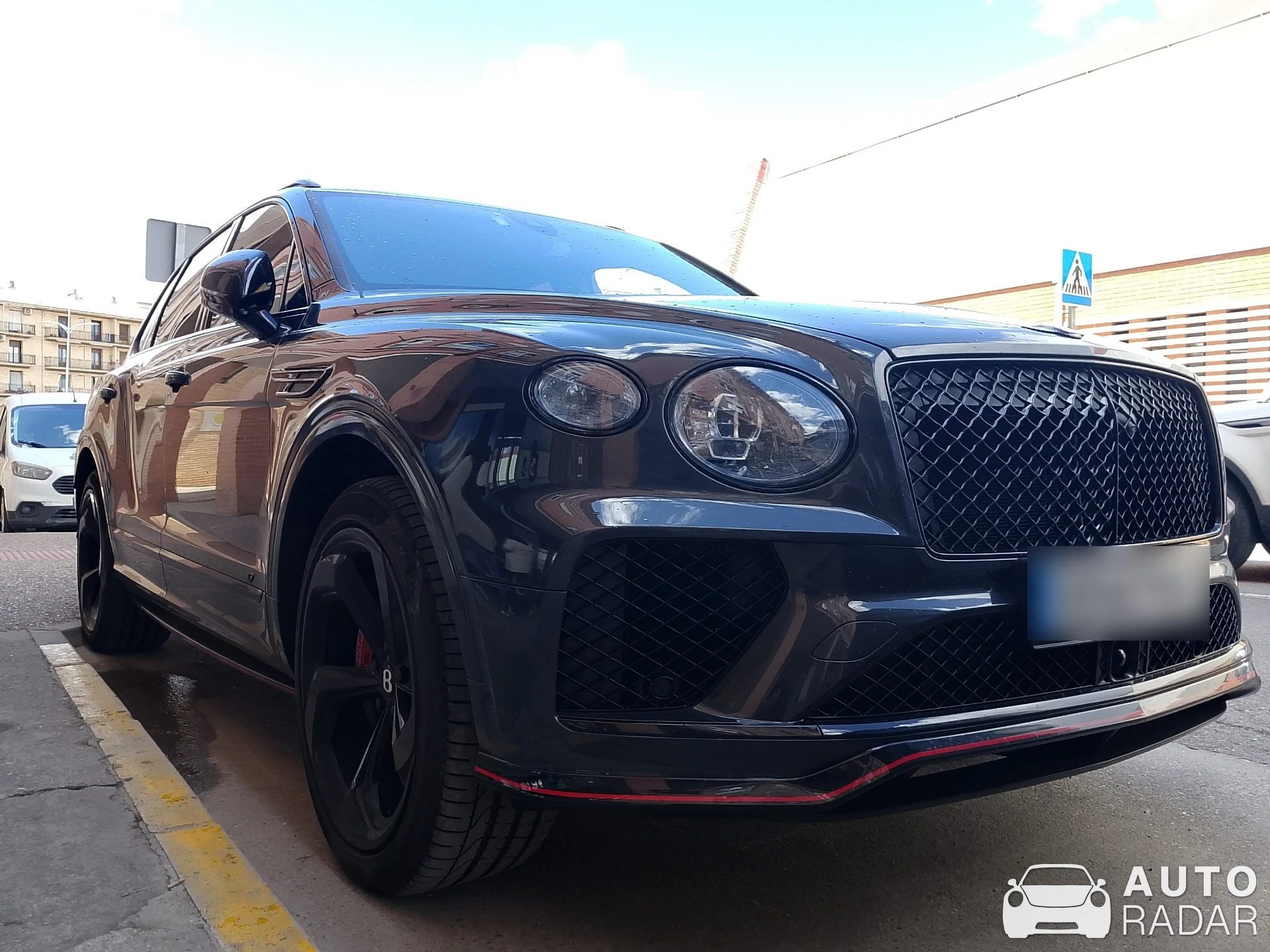 Bentley Bentayga Black Edition spotted in Zaragoza