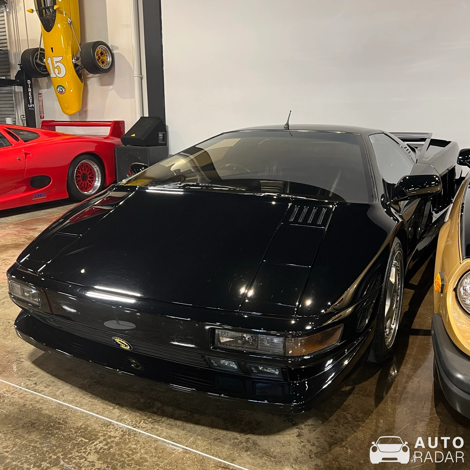 Cizeta-Moroder V16T spotted in Tustin
