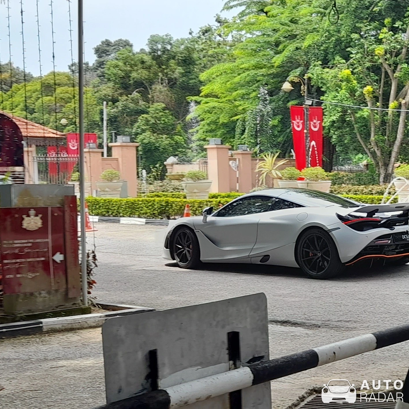 McLaren 720S spotted in Kota Bharu, Malaysia