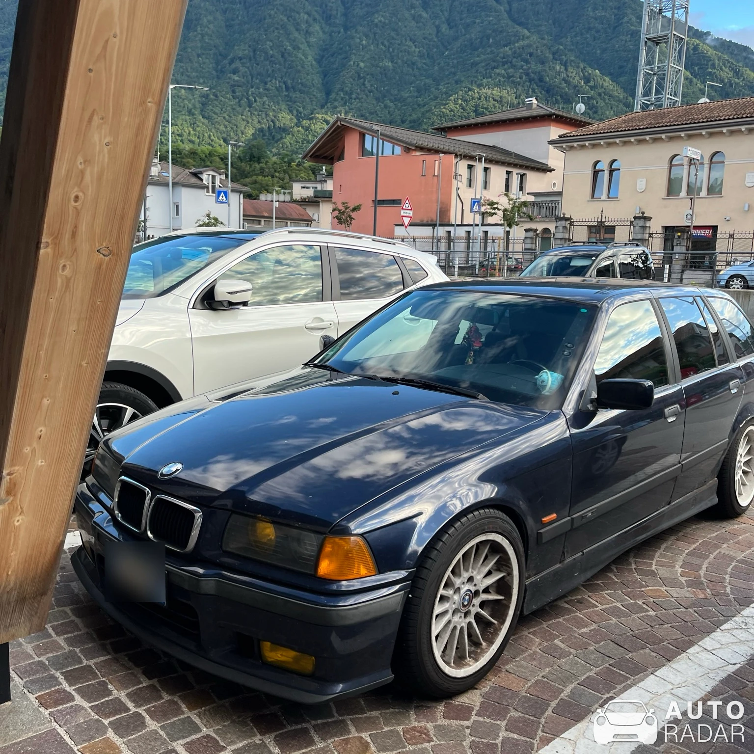 BMW 3 Series E36 Touring spotted in Feltre