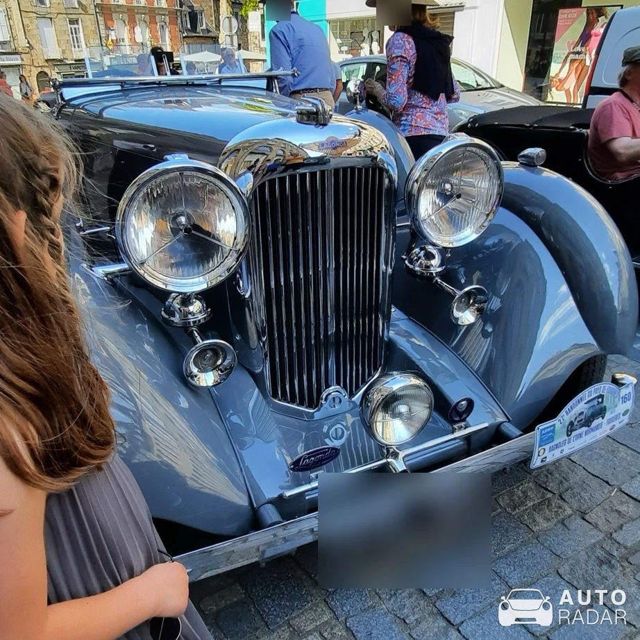 Lagonda LG45 spotted in Fougères
