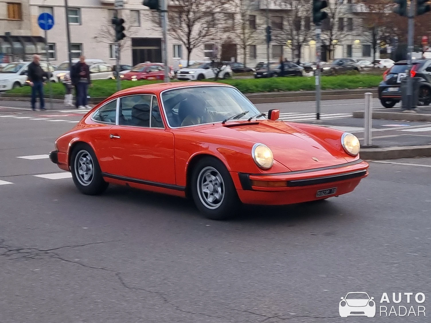 Porsche 911 S spotted in Milano, Italia
