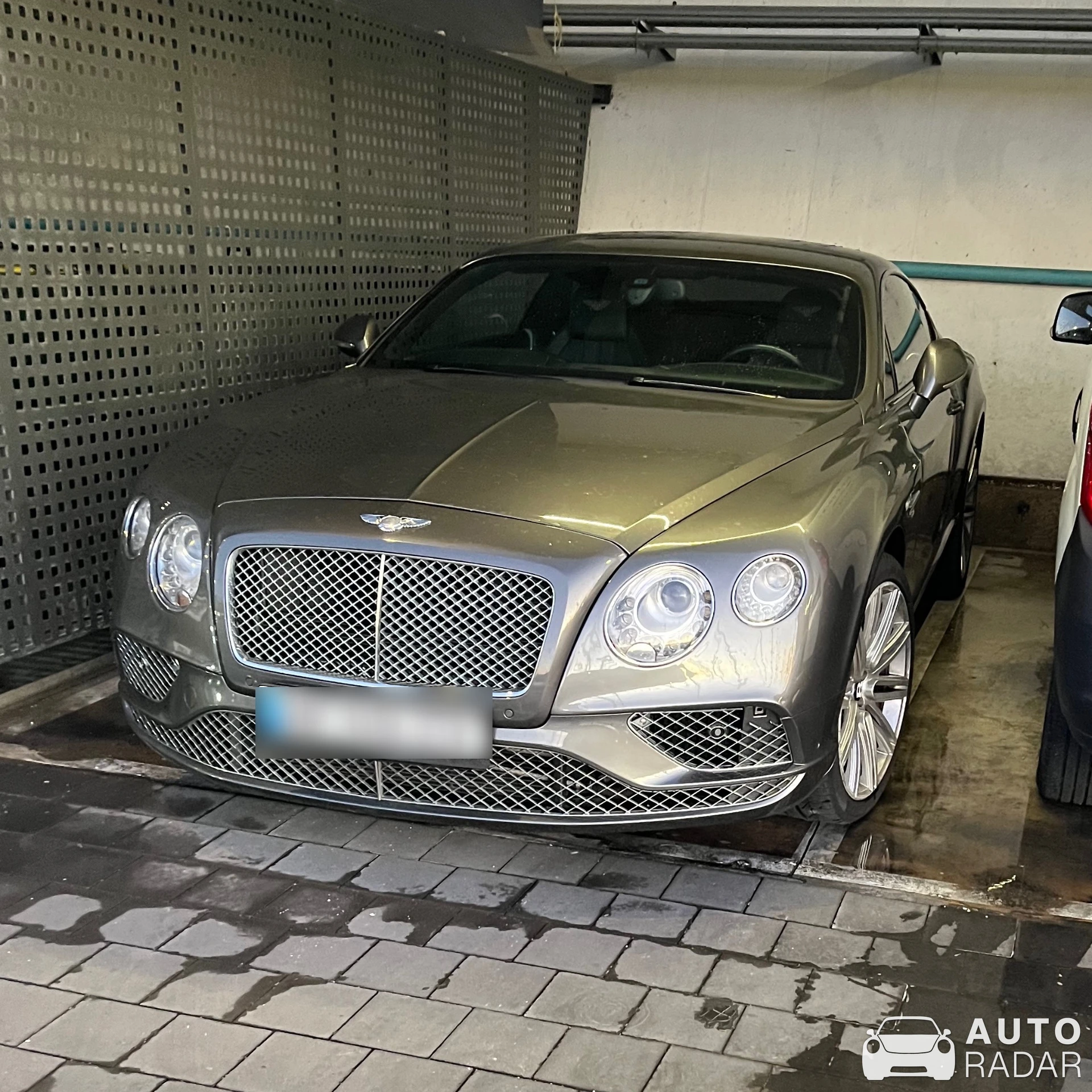 Bentley Continental GT spotted in Barcelona, España