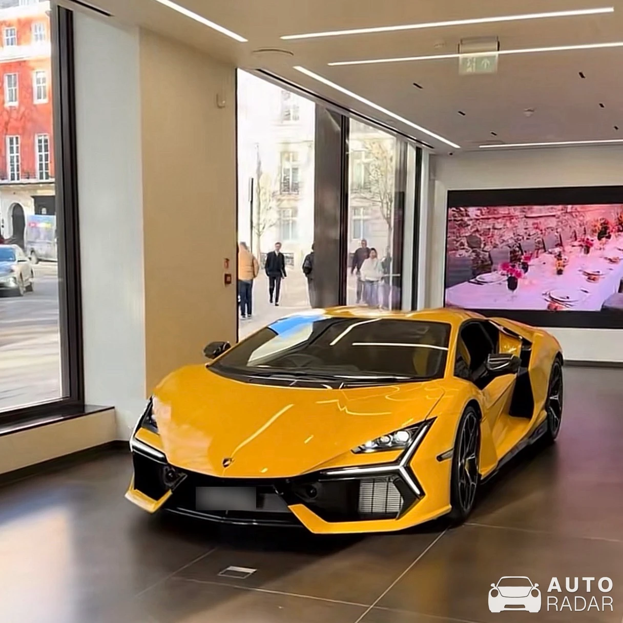 Lamborghini Revuelto spotted in Канзас-Сити, Соединённые Штаты Америки