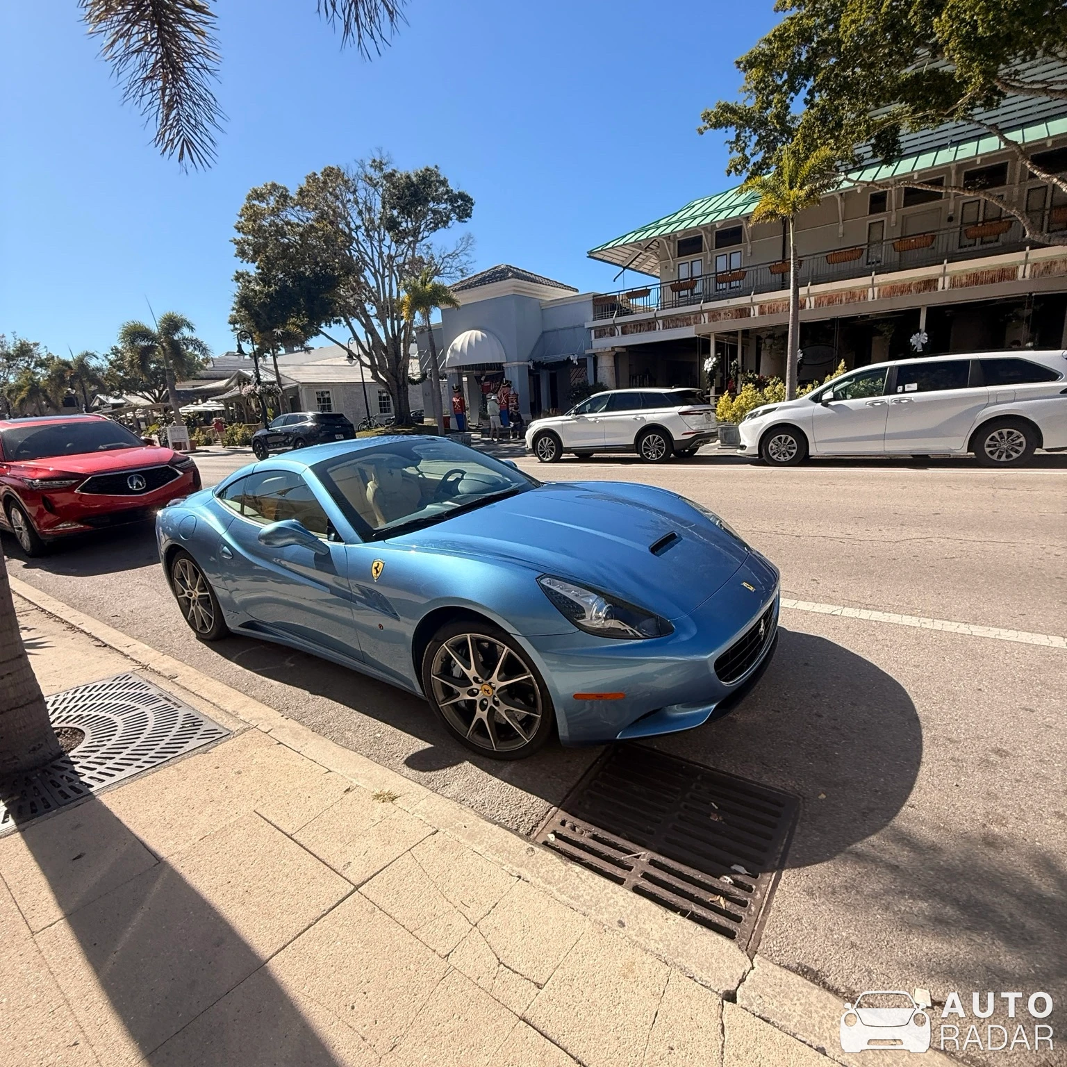 Ferrari California T spotted in Naples, United States