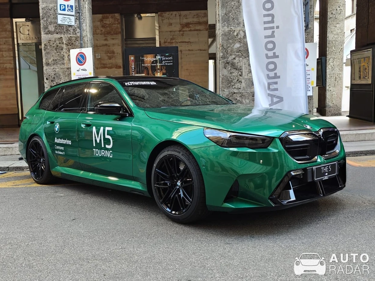 BMW M5 G99 Touring spotted in Cremona
