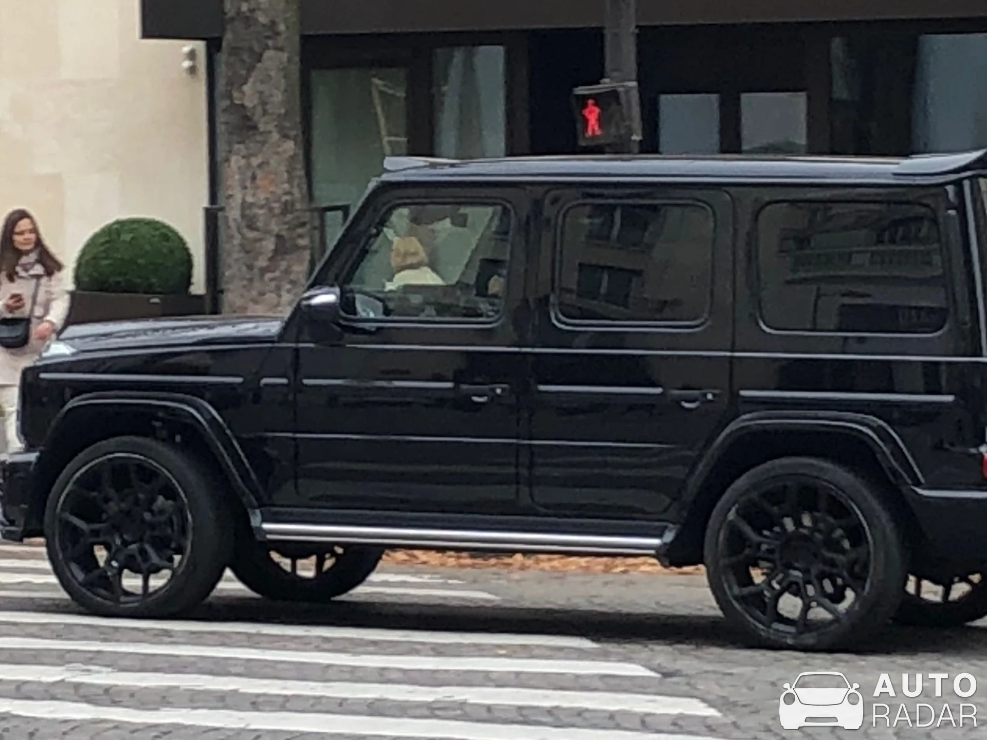 Mercedes-Benz G 500 spotted in Paris, France