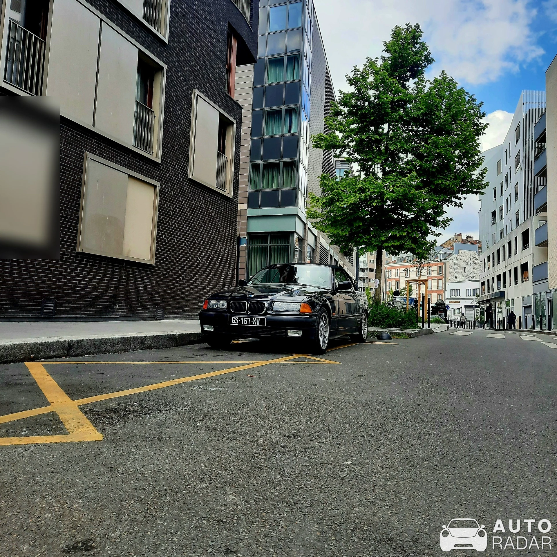 BMW M3 E36 spotted in Saint-Denis, France