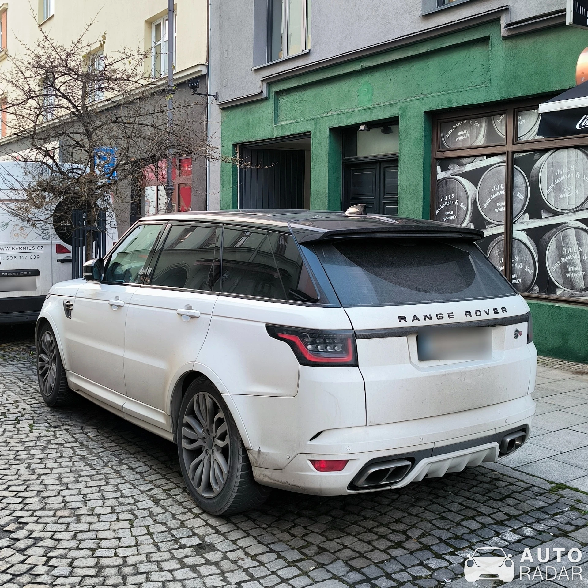 Land Rover Urban Range Rover Sport SVR 2018 spotted in Ostrava, Czech Republic