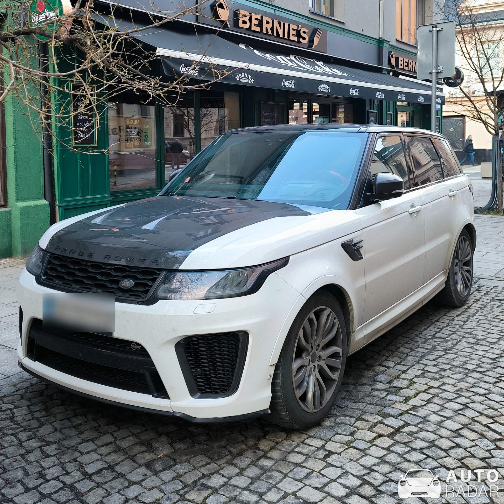 Land Rover Urban Range Rover Sport SVR 2018 spotted in Ostrava