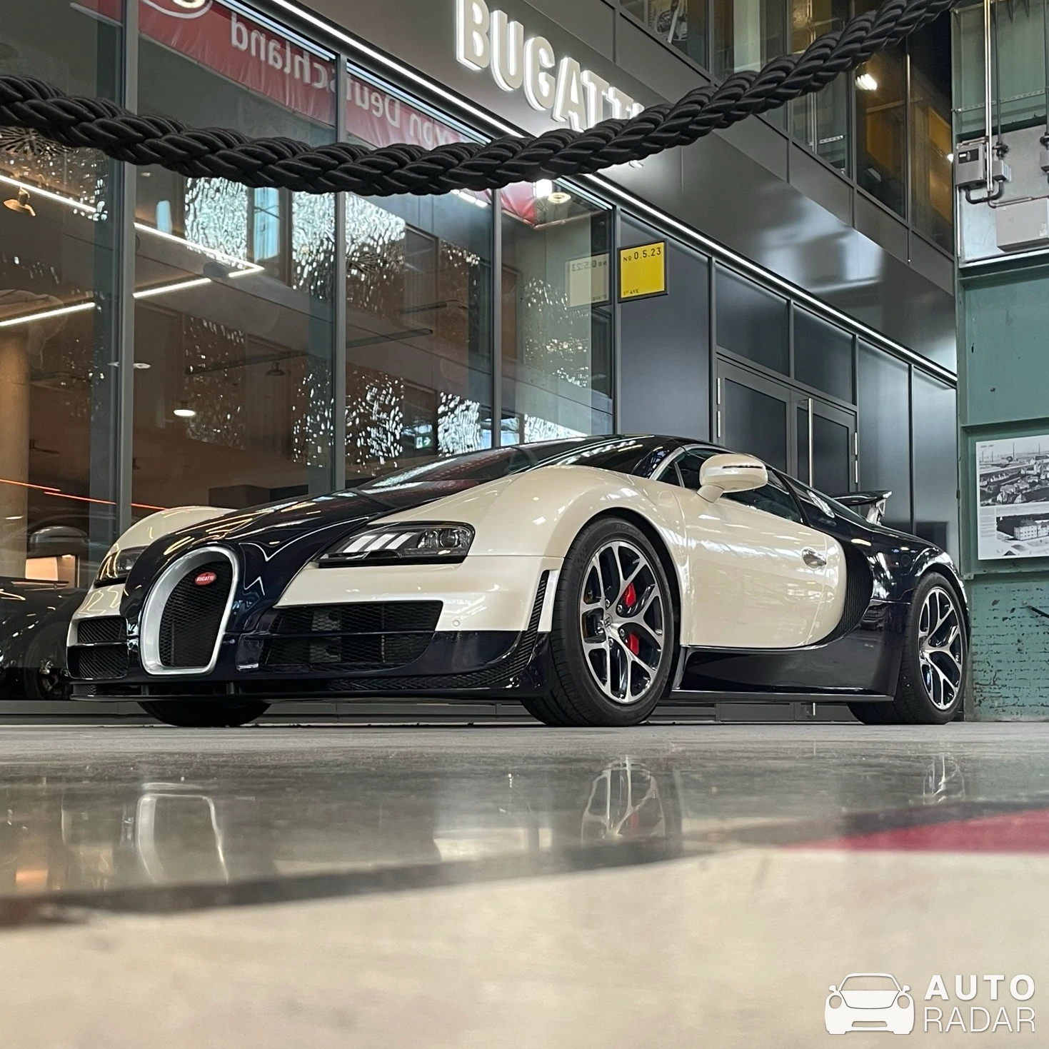 Bugatti Veyron 16.4 Grand Sport Vitesse La Finale spotted in München, Saksa