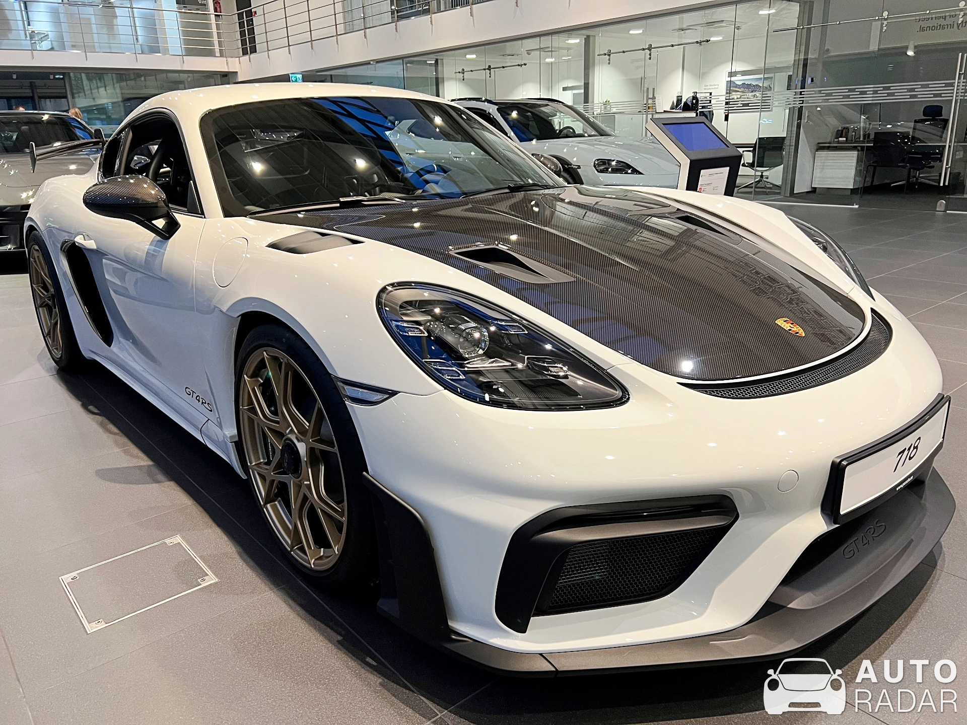Porsche 718 Cayman GT4 RS spotted in Tallinn, Эстония