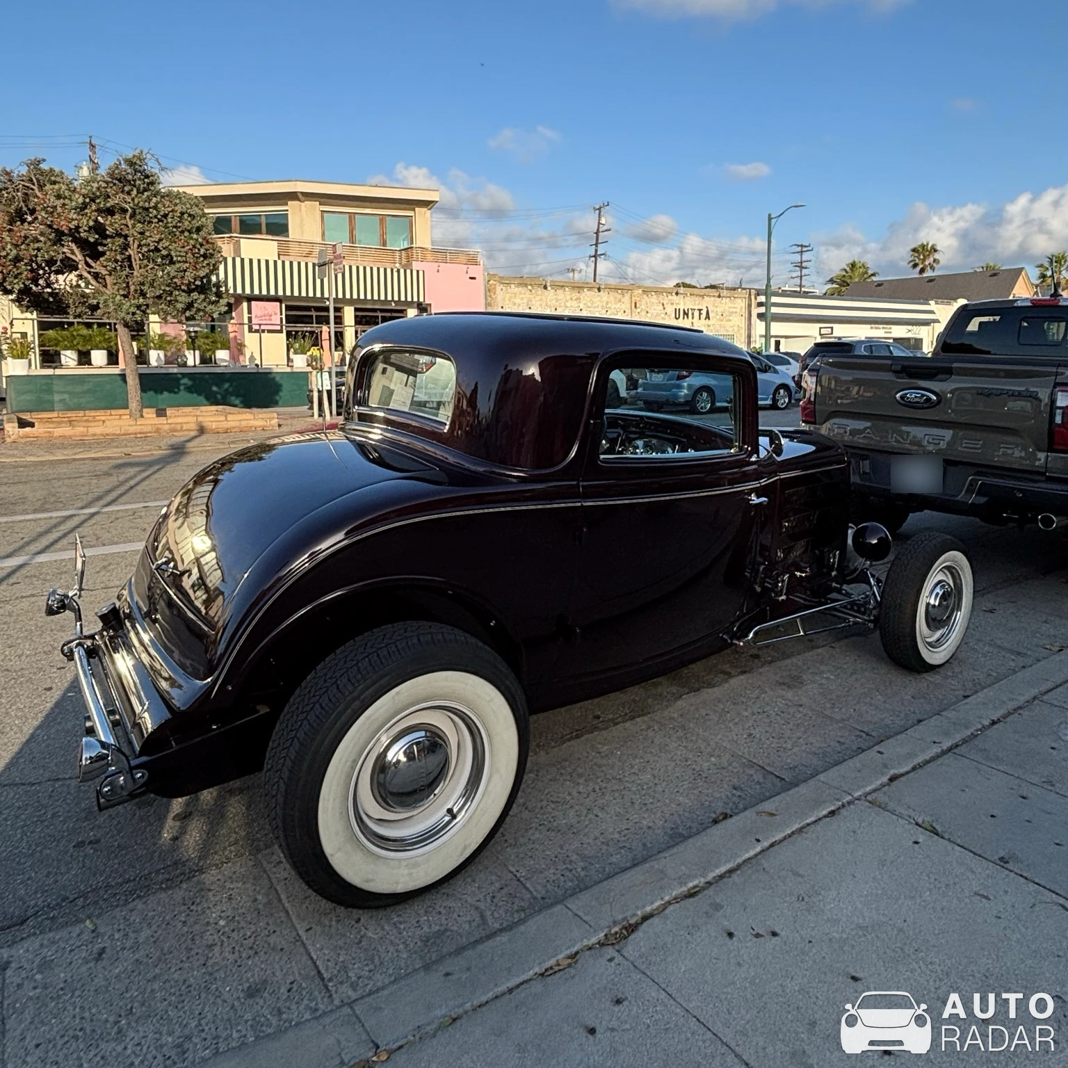 Ford 1932 5-Window Coupe Hot Rod spotted in Hermosa Beach