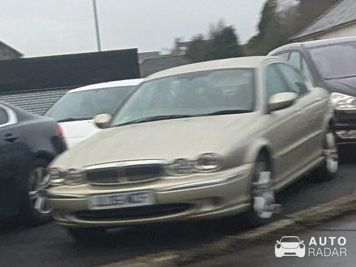 Jaguar X-TYPE spotted in East Ayrshire Council, United Kingdom