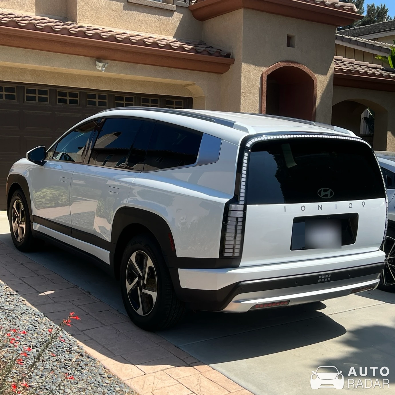 Hyundai Ioniq 9 spotted in Camarillo