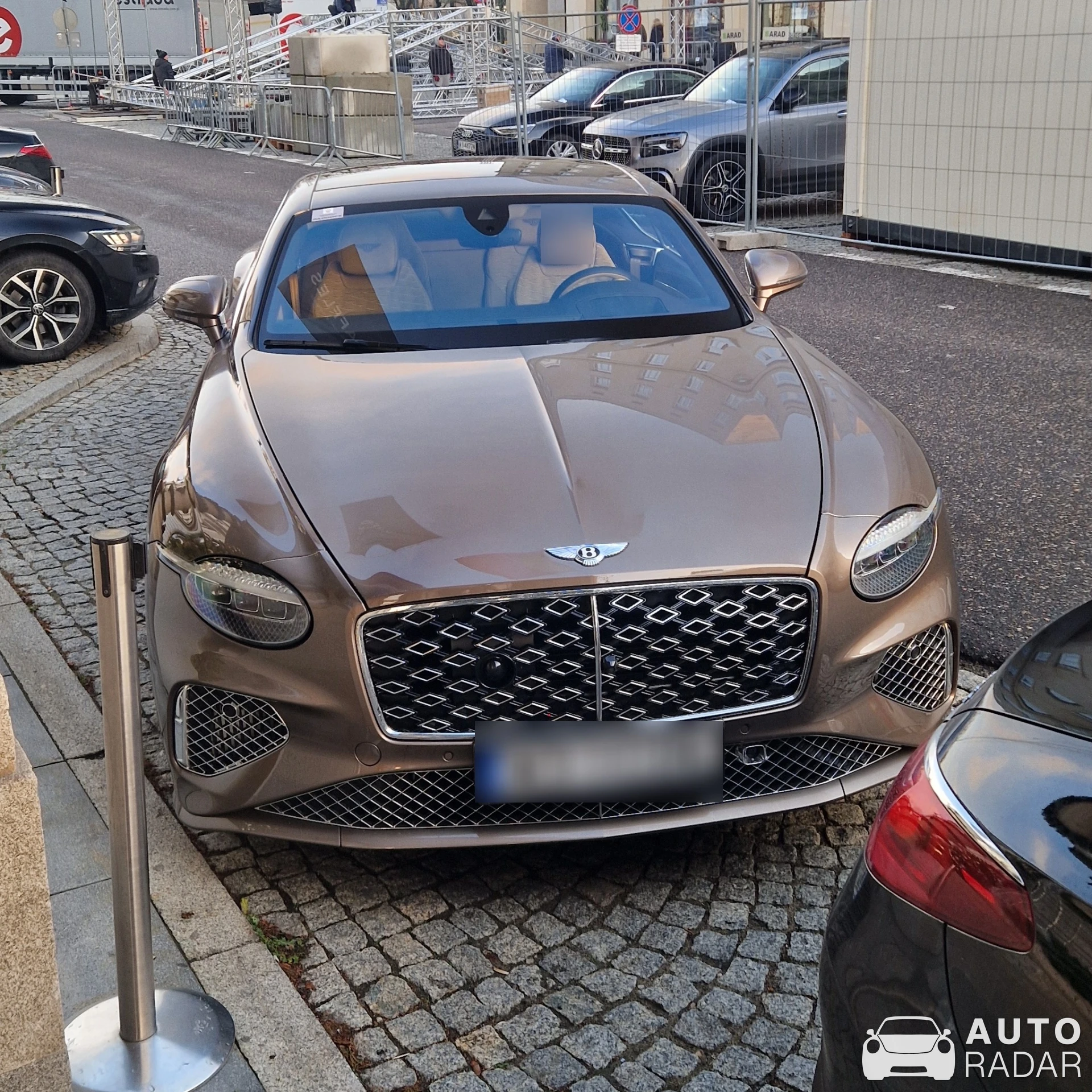 Bentley Continental GT Mulliner 2025 spotted in Warszawa