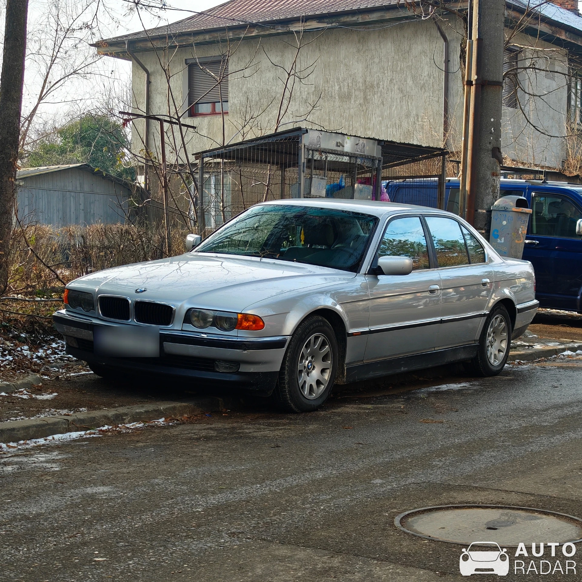 BMW 7 Series E38 spotted in Ploiești, Romania