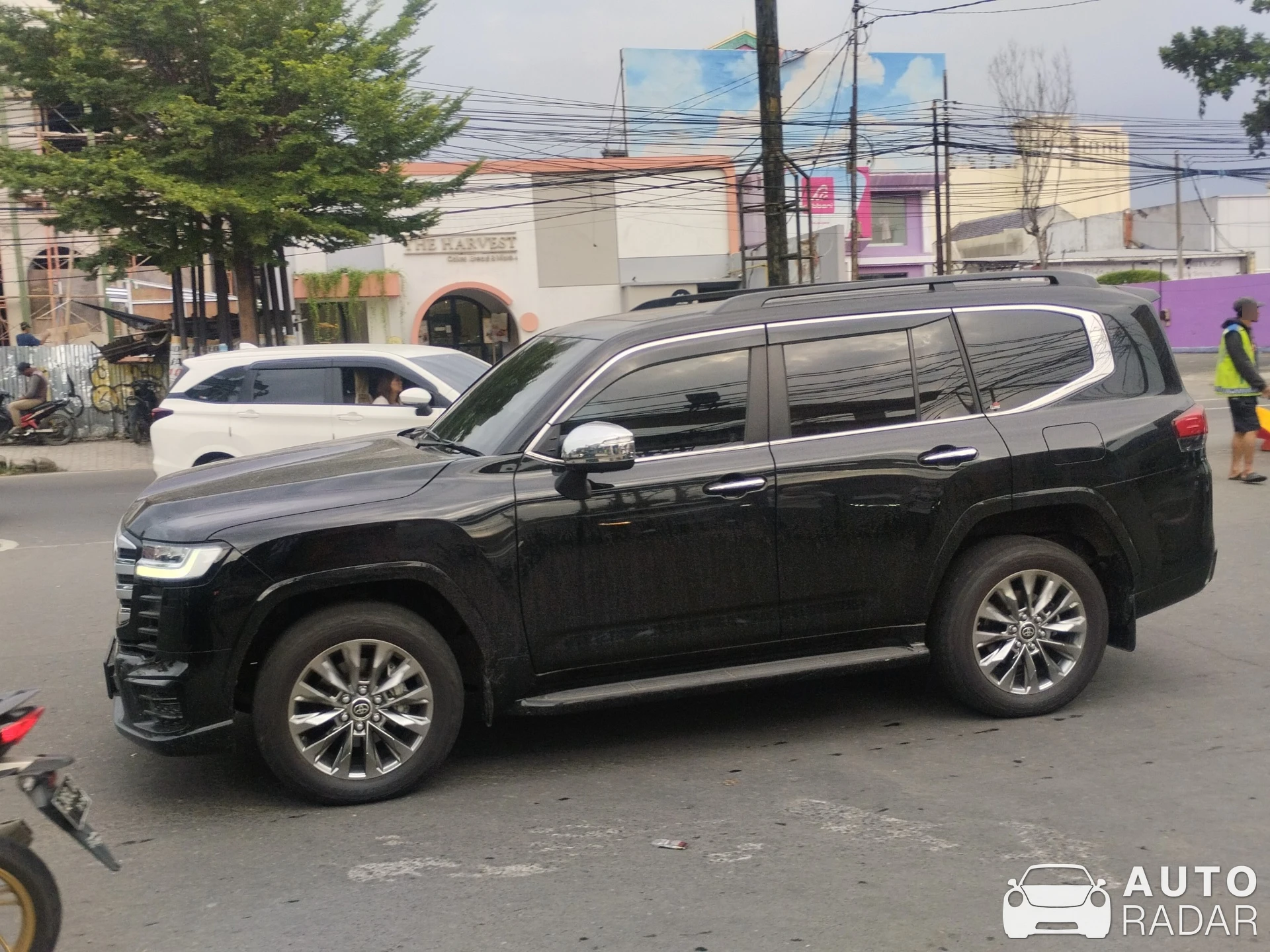 Toyota Land Cruiser spotted in Cirebon, Indonesia