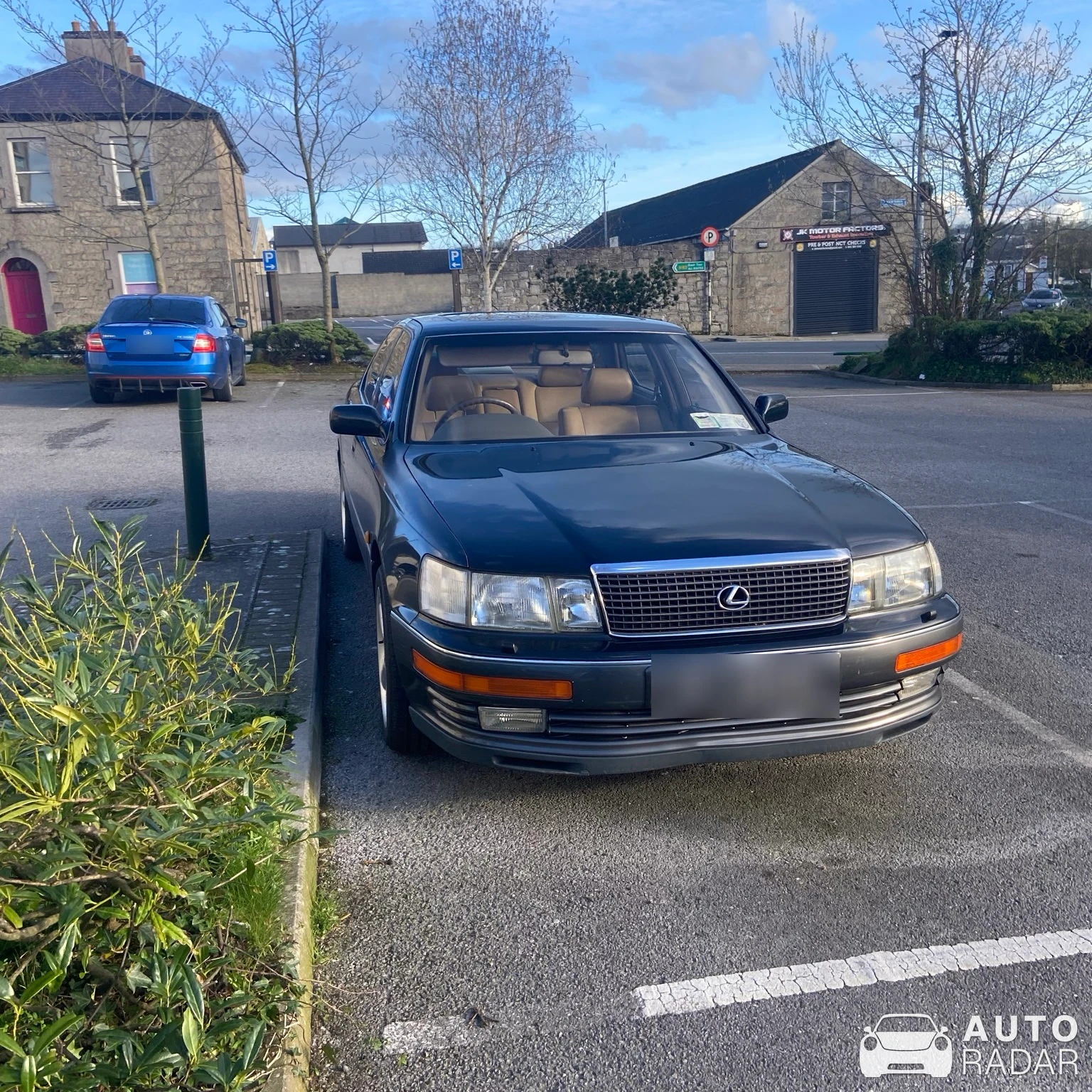 Lexus LS 430 spotted in Longford