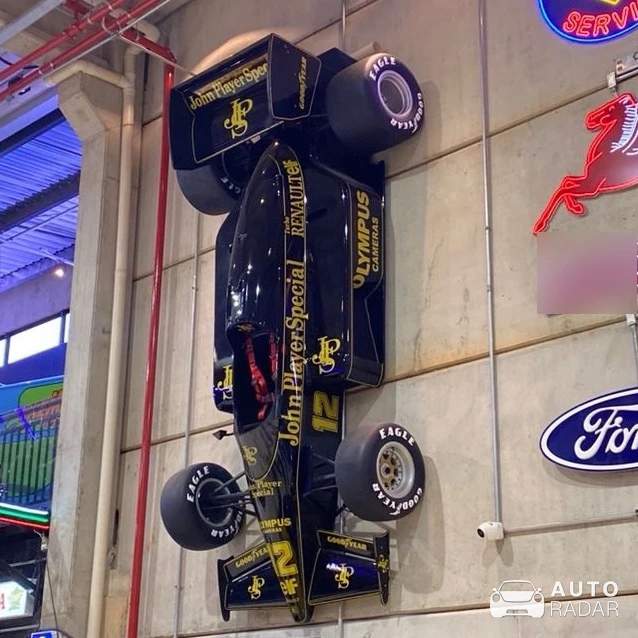 Lotus 98T spotted in São Paulo