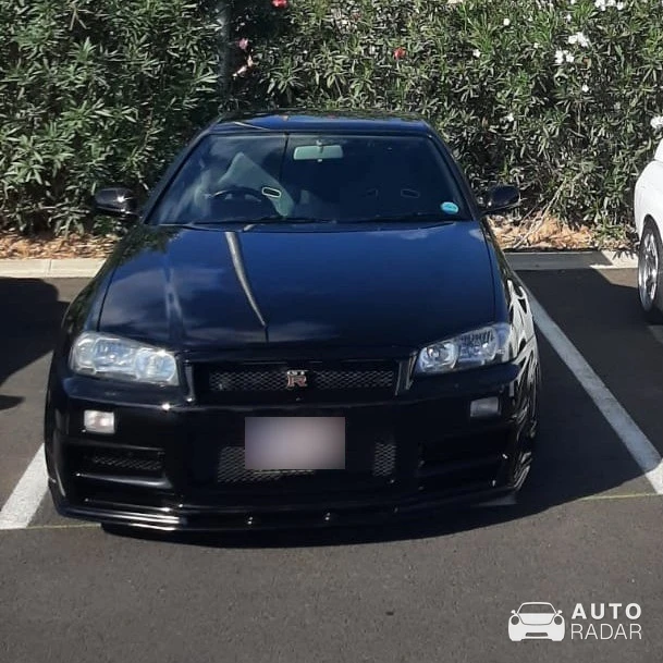Nissan Skyline R34 GT-R V-Spec spotted in Valletta, Malta