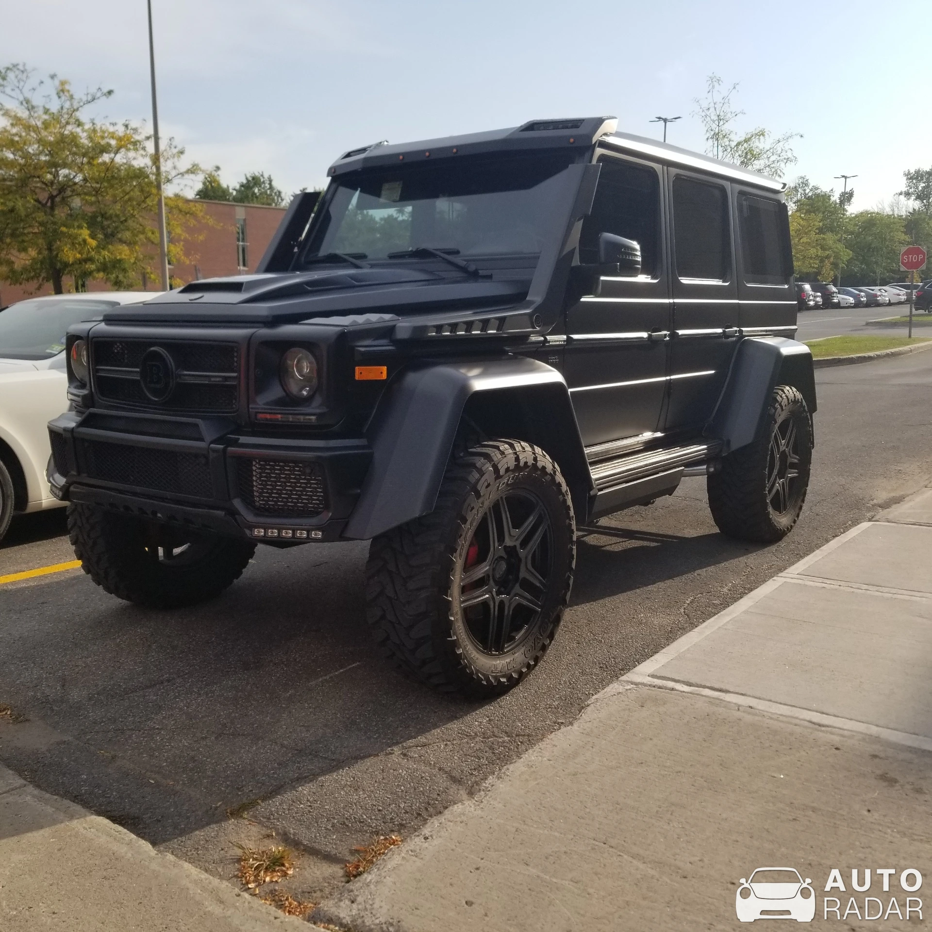 Mercedes-AMG Brabus G 63 4x4² W463 spotted in Dollard-des-Ormeaux, Canada