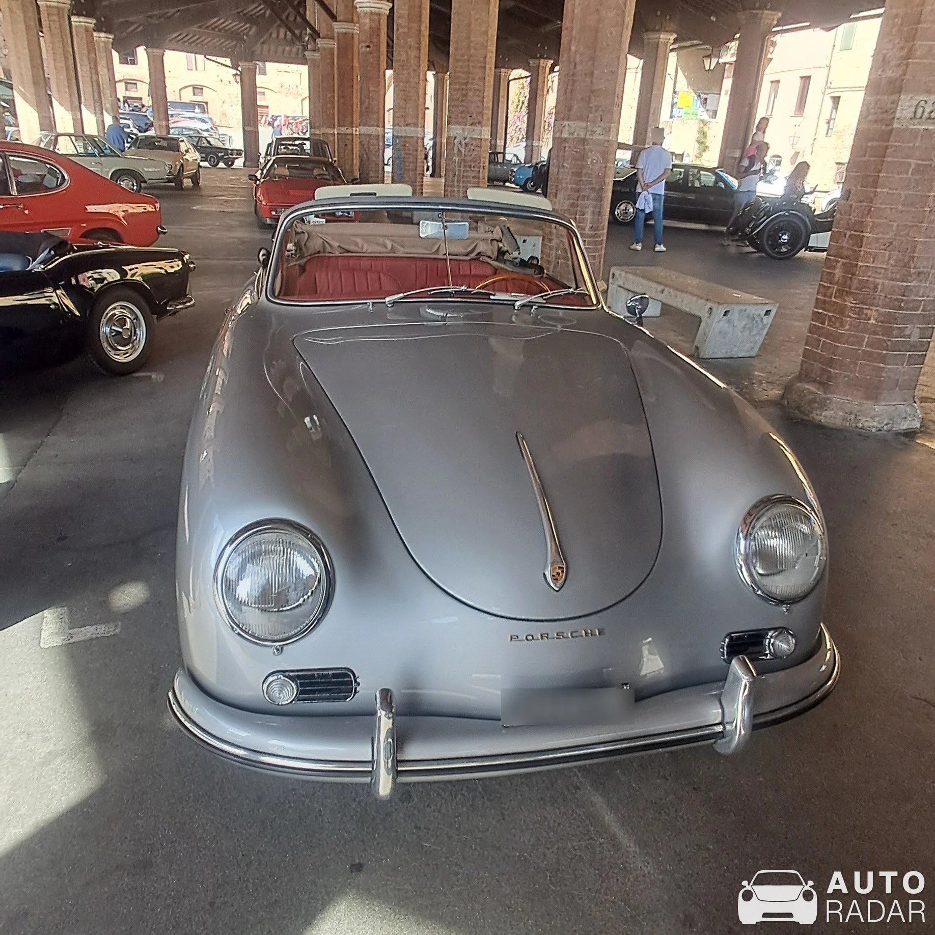 Porsche 356 B Cabriolet spotted in Siena
