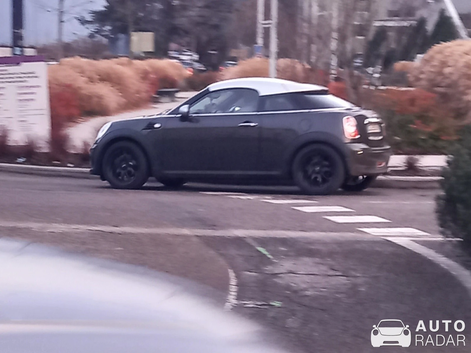 Mini R57 Cooper Cabriolet 2016 spotted in Annecy