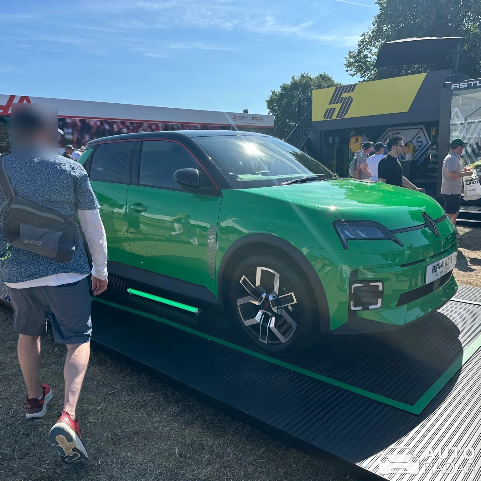 Renault 5 E-Tech spotted