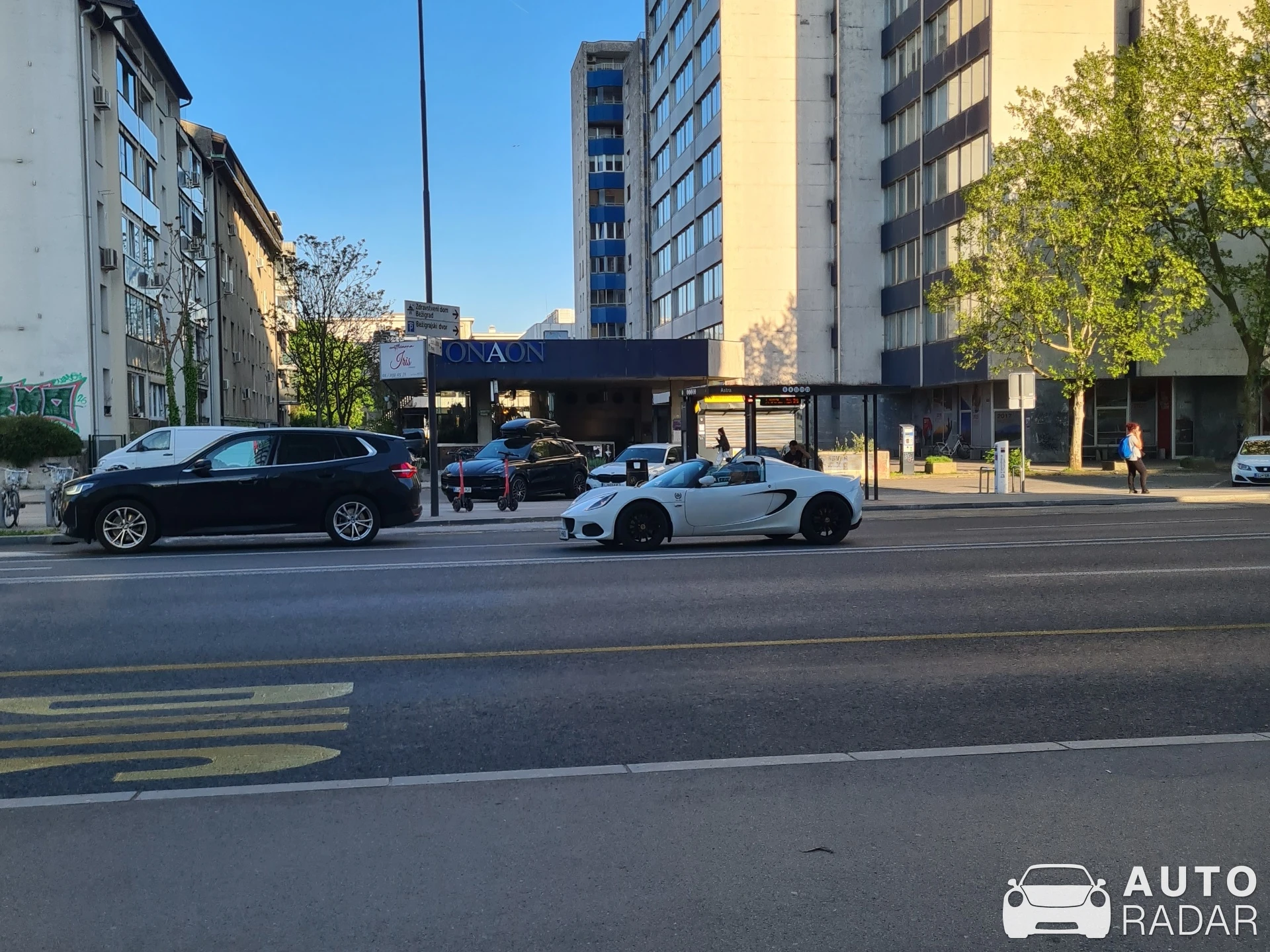 Lotus Elise S3 220 Sport spotted in Ljubljana