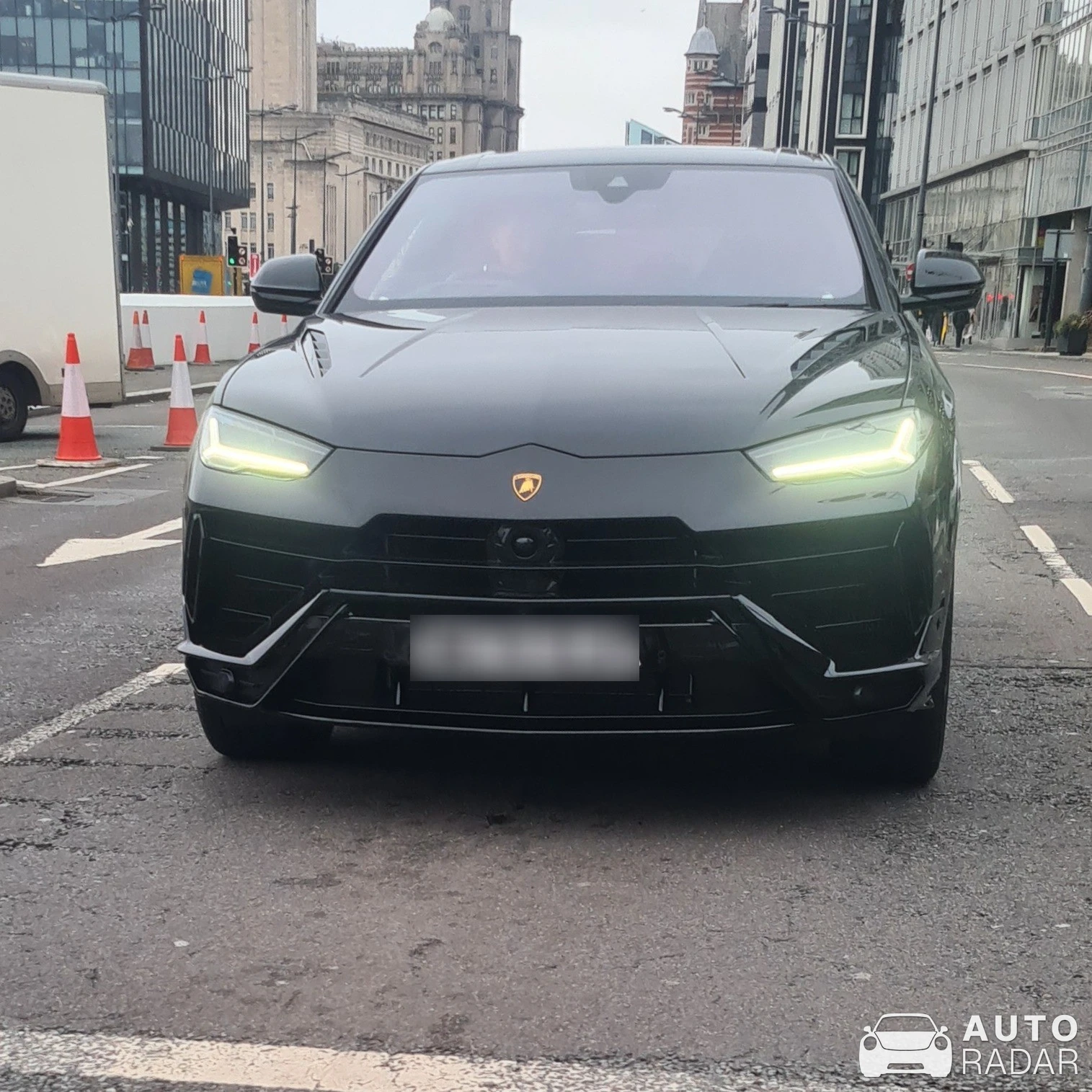 Lamborghini Urus S spotted in Liverpool, United Kingdom