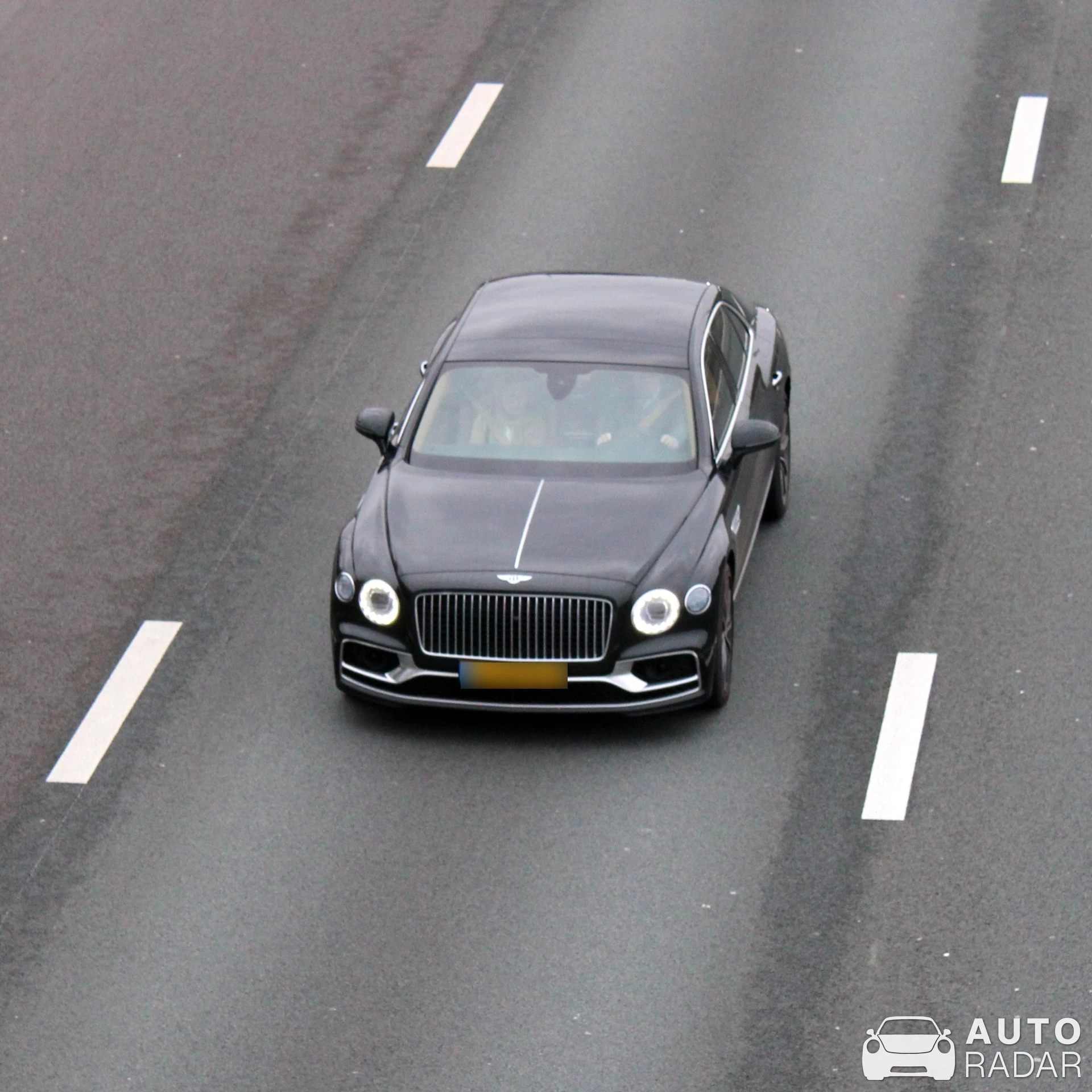 Bentley Flying Spur V8 spotted in Brecht, België