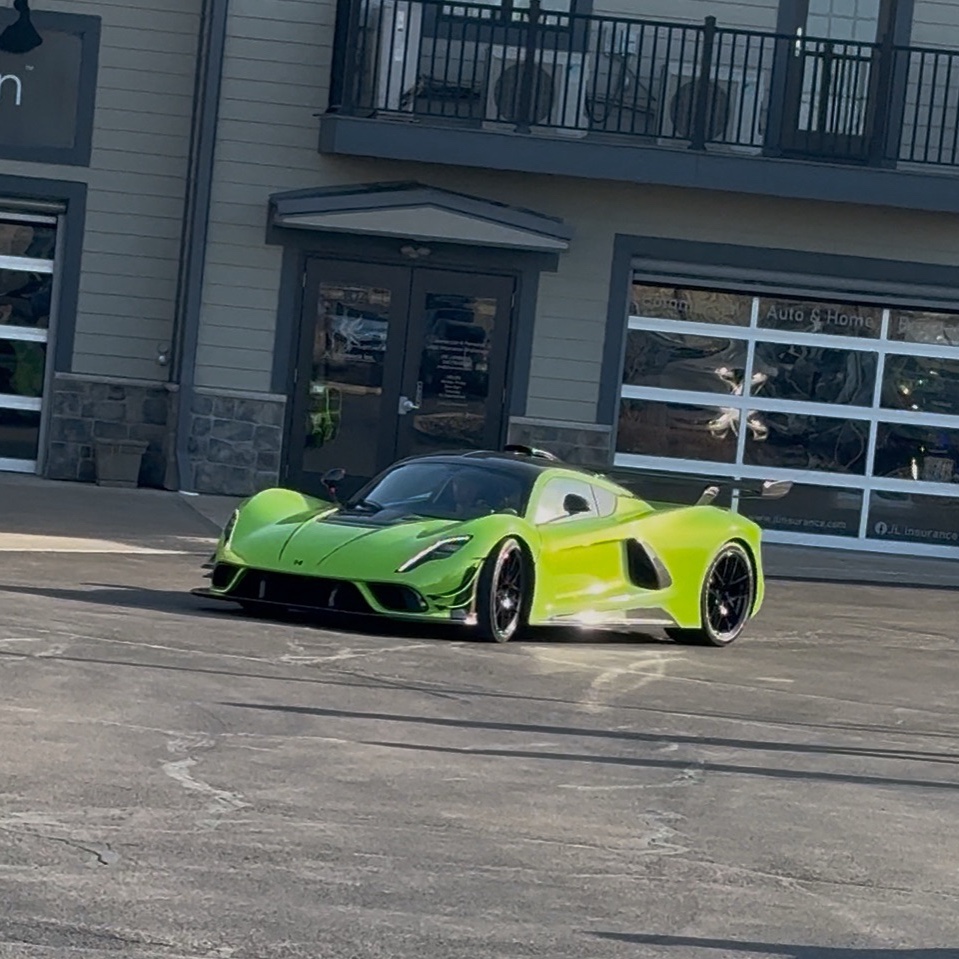 Hennessey Venom F5 Revolution Roadster