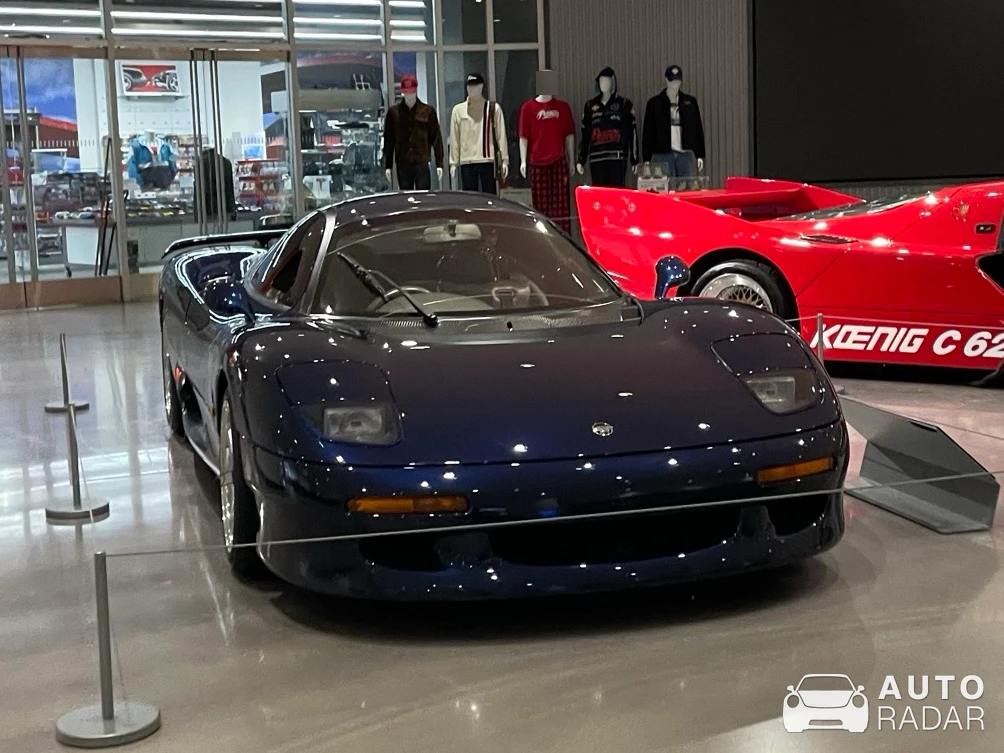 Jaguar XJR-15 spotted in Los Angeles