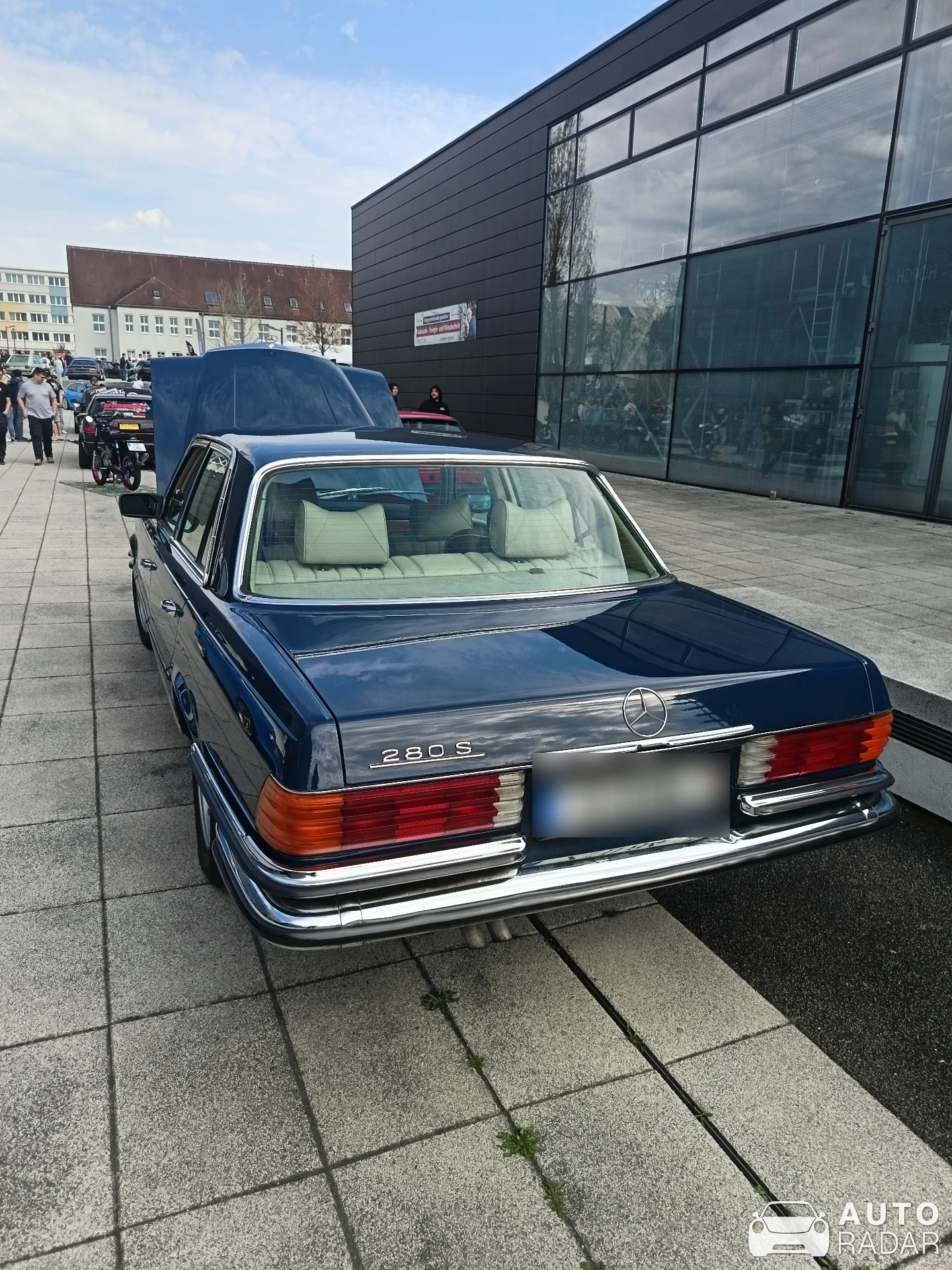 Mercedes-Benz 280 S spotted in Zwickau
