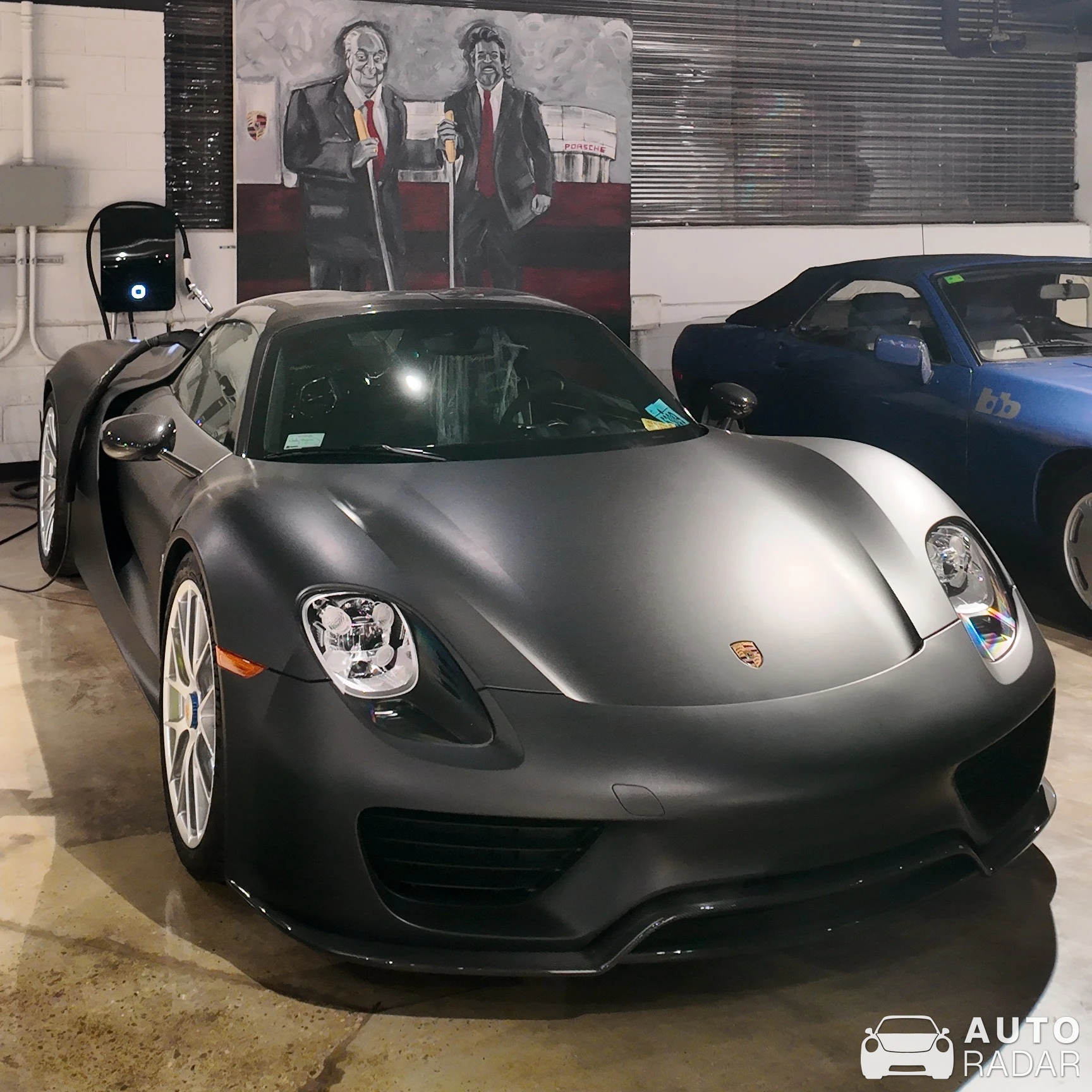 Porsche 918 Spyder spotted in Los Angeles, United States