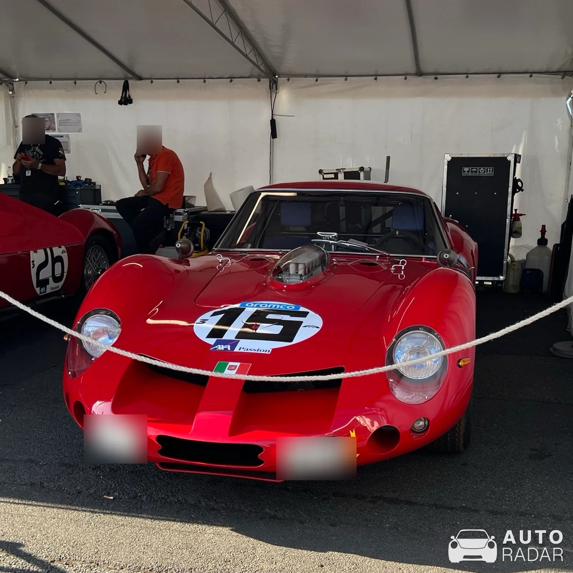 Ferrari 330 GTO spotted in Le Mans