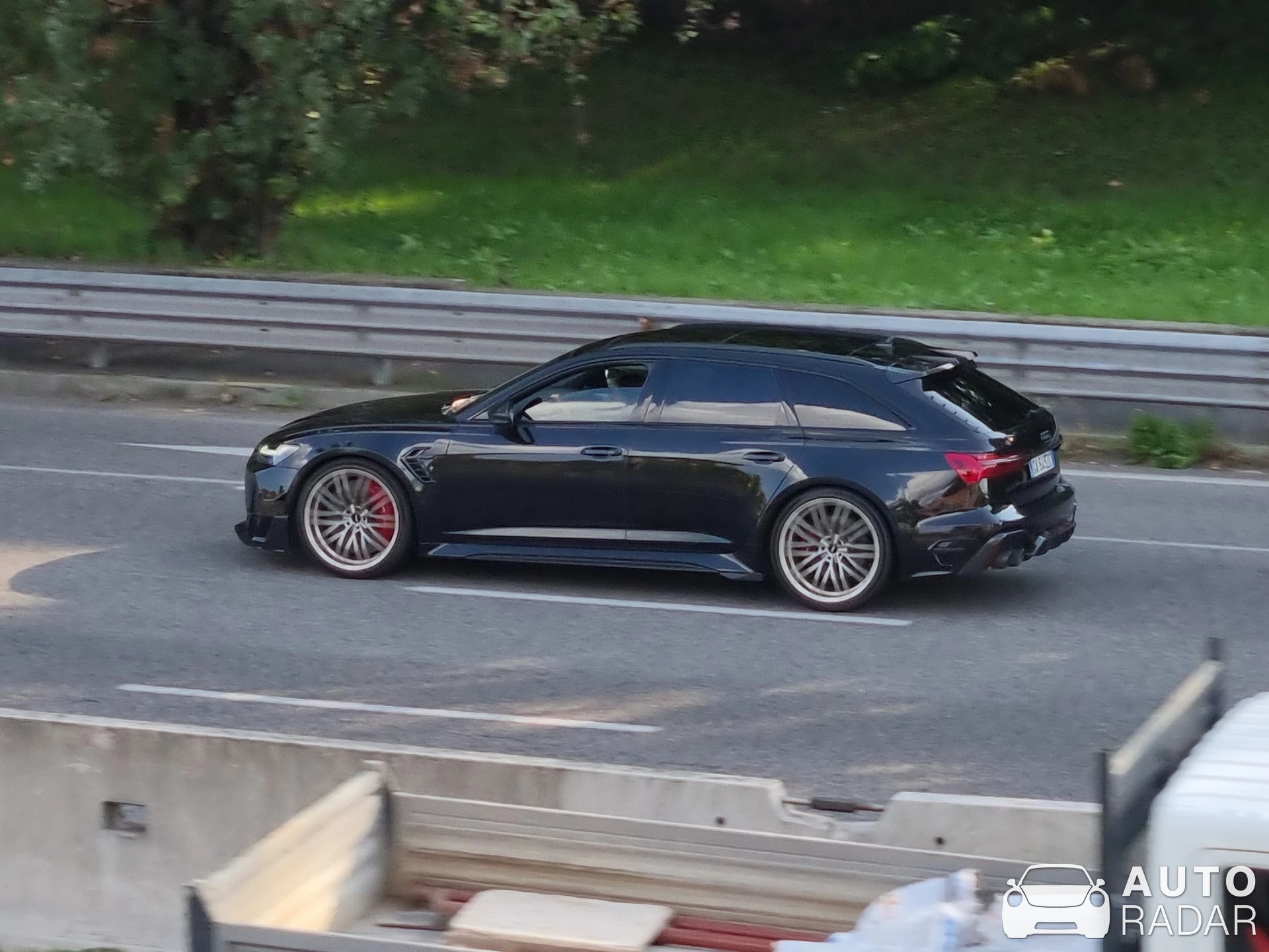 Audi ABT RS6 Plus Avant C8 spotted in Milano