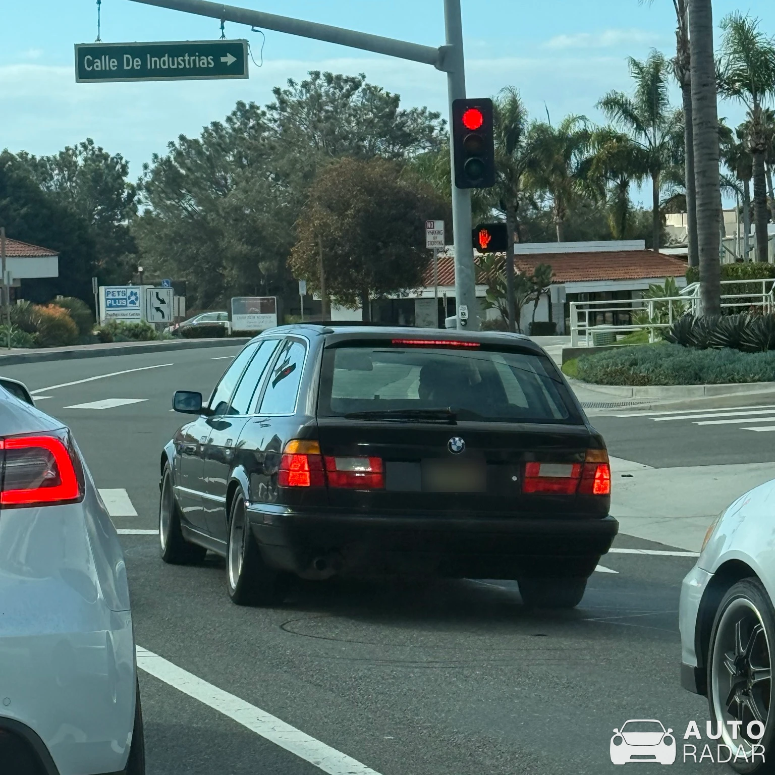 BMW 5 Series E34 Touring spotted in San Clemente