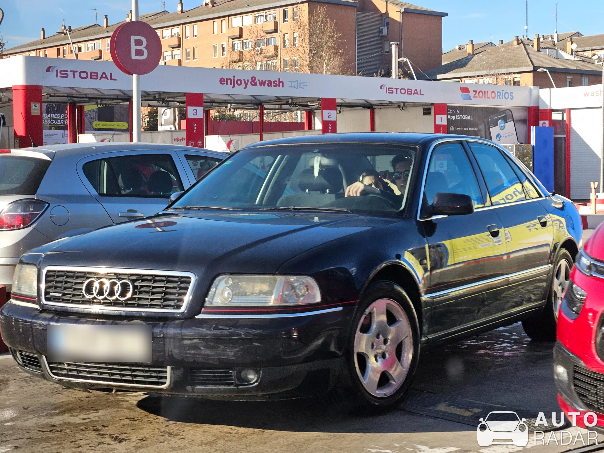 Audi A8 spotted in Zaragoza, España