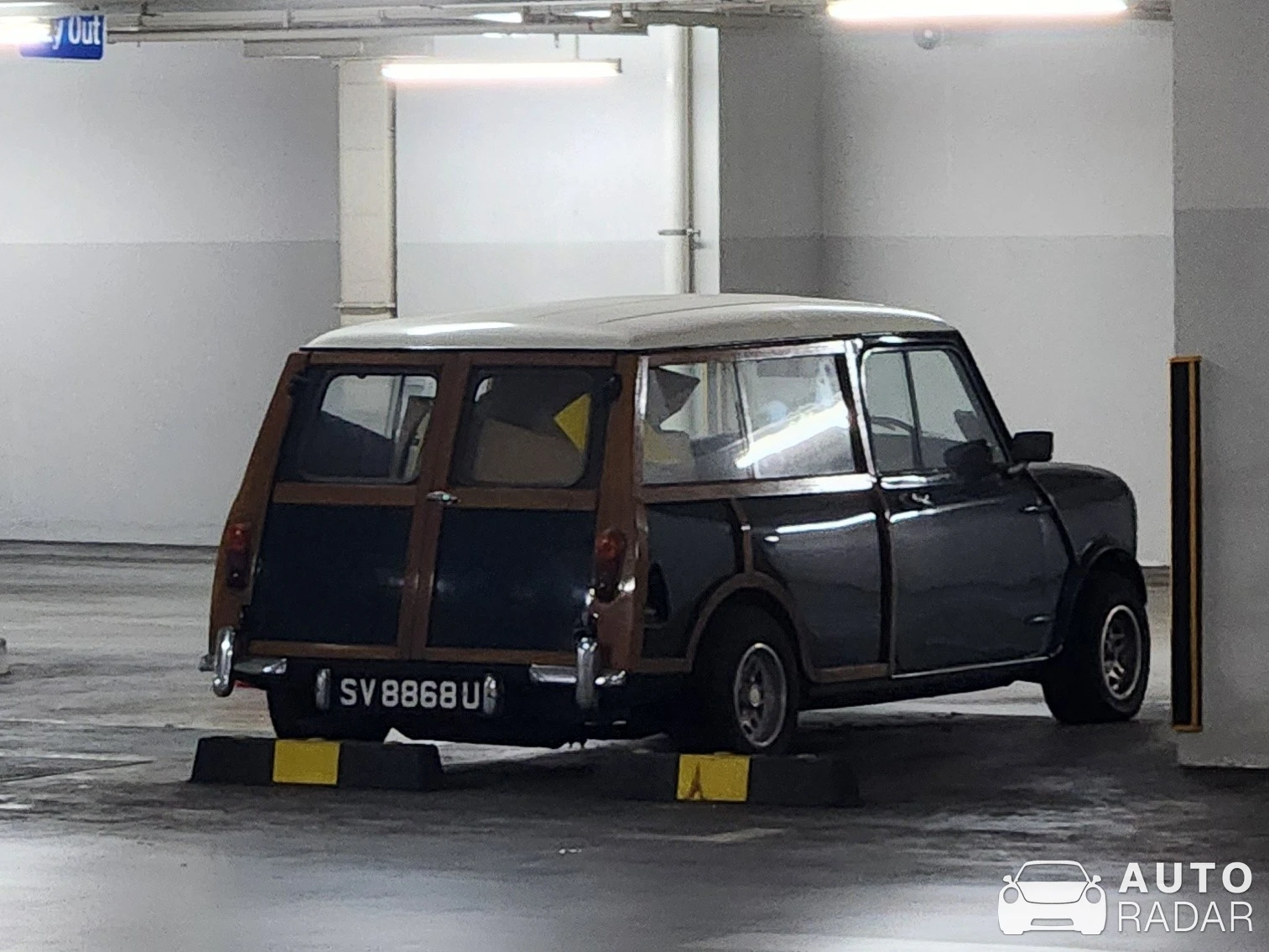 Austin Mini Countryman spotted in Singapore