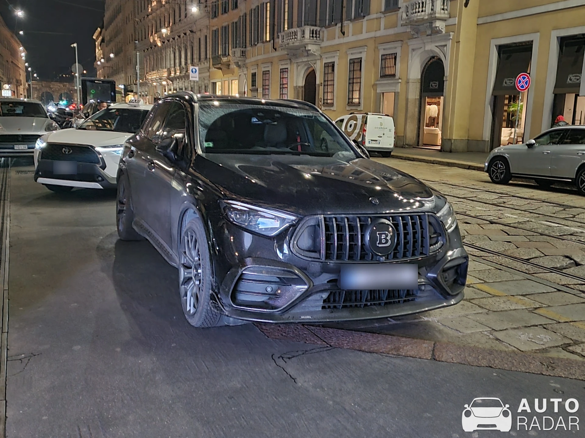 Mercedes-AMG Brabus GLC B40-600 X253 spotted in Milano, Italy