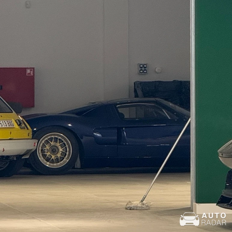 Ford GT40 MK II spotted in L'Hospitalet de Llobregat