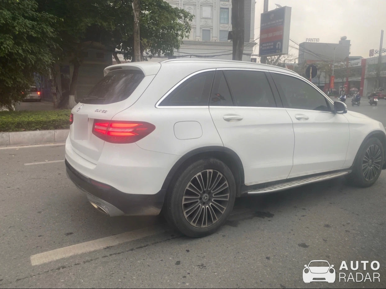 Mercedes-AMG GLC 63 X253 2019 spotted in Vĩnh Phúc