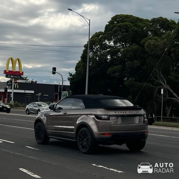 Land Rover Range Rover Evoque Convertible spotted in Leopold