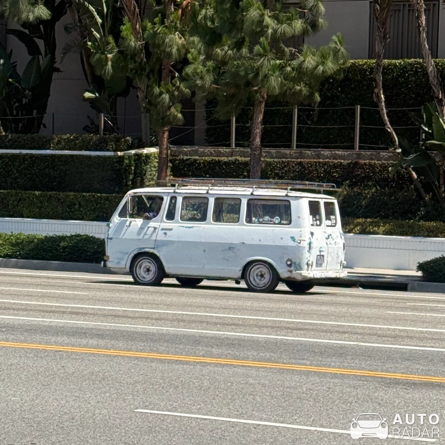 Chevrolet G10 1968 spotted in Los Angeles