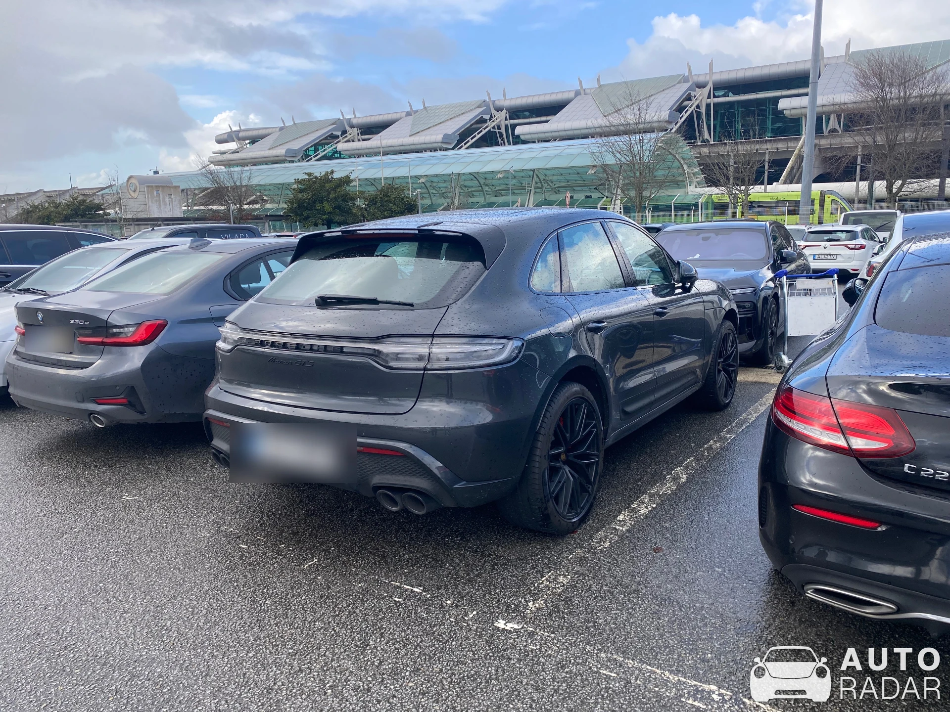 Porsche Macan GTS spotted in Moreira, Portugal