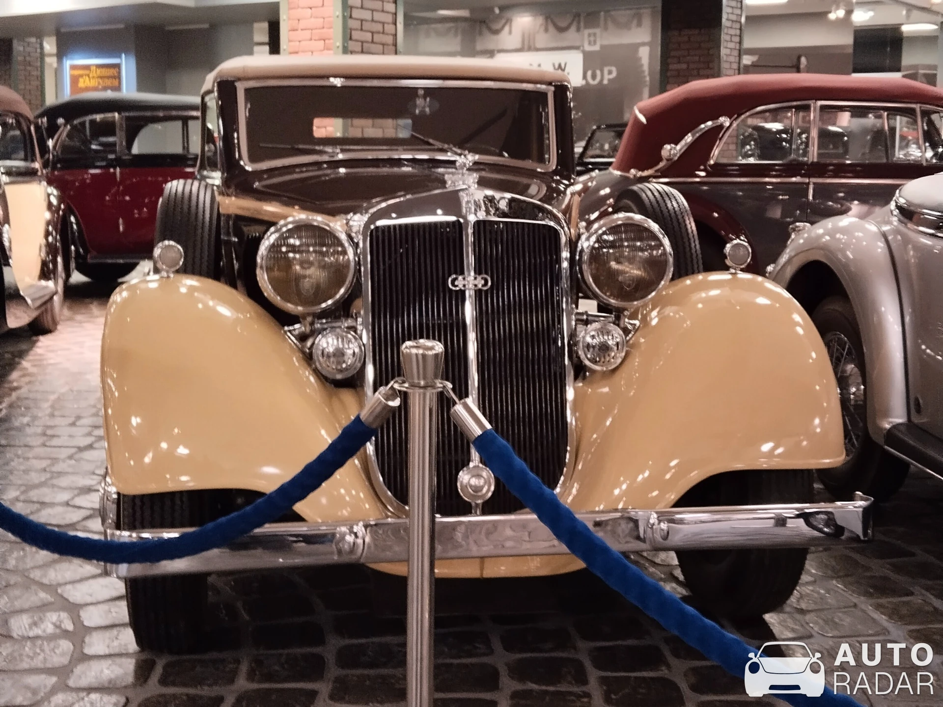 Horch 830 spotted in Архангельское